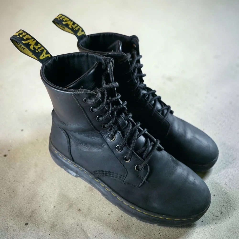 Dr. Martens Combs Black Leather Boots Men's Size 7 /‎ Women's Size 8 *Read Desc.